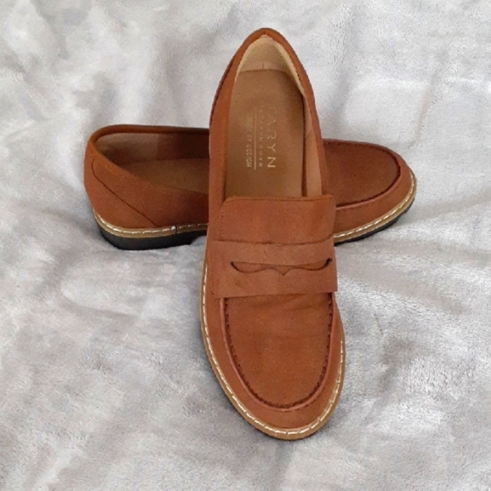 Women's Brown Loafers By Taryn Rose